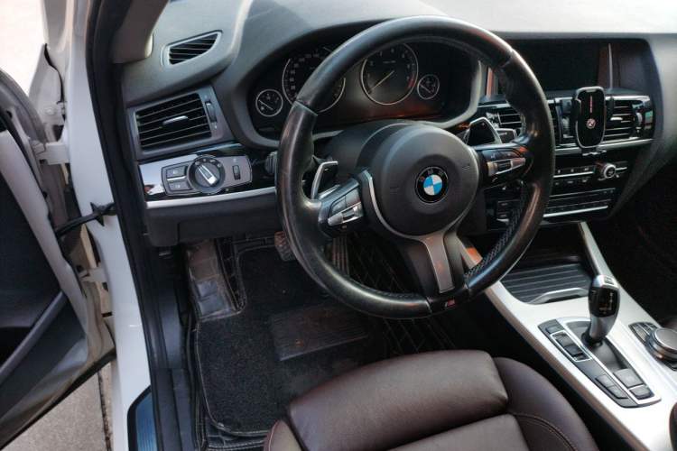Used BMW X4 2016 xDrive20i M Sport Edition Steering Wheel