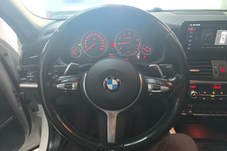 Used BMW X4 2016 xDrive20i M Sport Edition Steering Wheel
