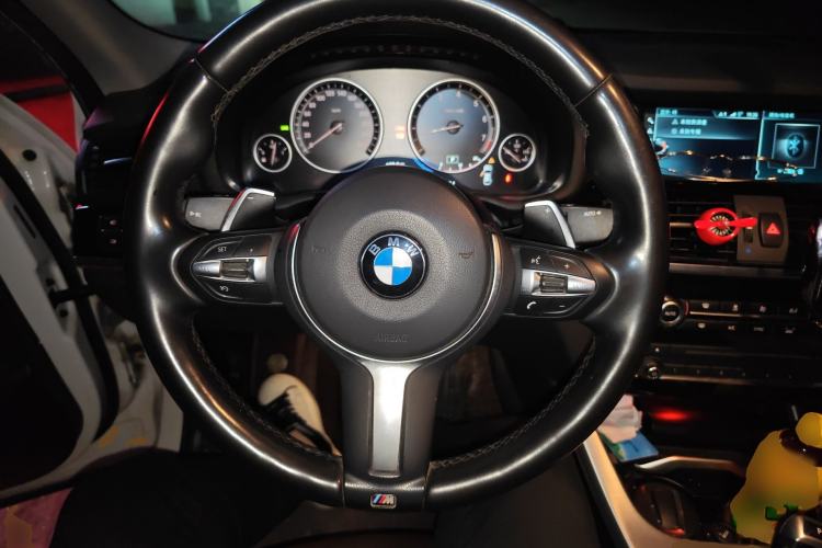Used BMW X4 2016 xDrive20i M Sport Edition Steering Wheel