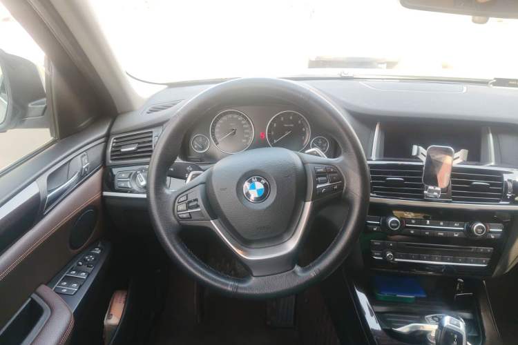 Used BMW X4 2016 xDrive20i M Sport Edition Steering Wheel