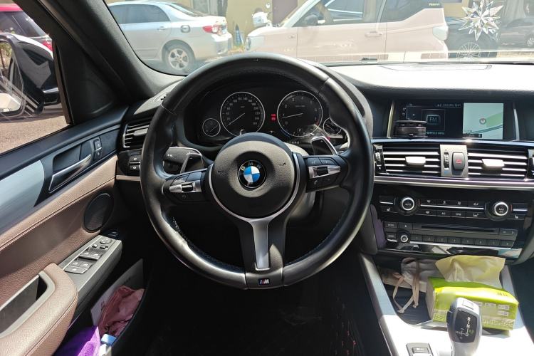 Used BMW X4 2016 xDrive20i M Sport Edition Steering Wheel
