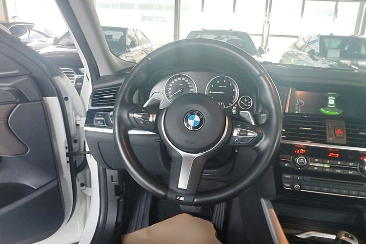 Used BMW X4 2016 xDrive20i M Sport Edition Steering Wheel