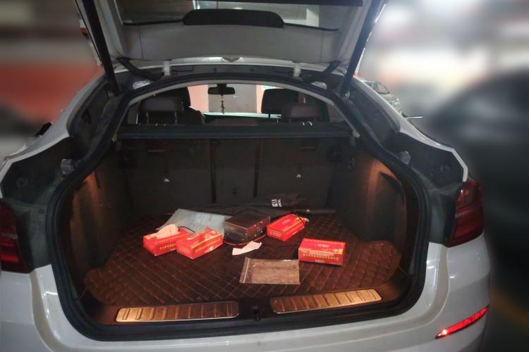 Used BMW X4 2016 xDrive20i M Sport Edition Trunk