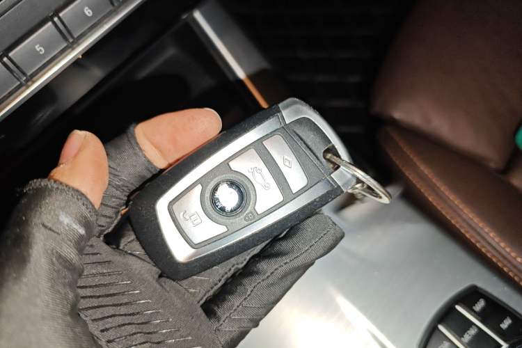 Used BMW X4 2016 xDrive20i M Sport Edition Vehicle Key