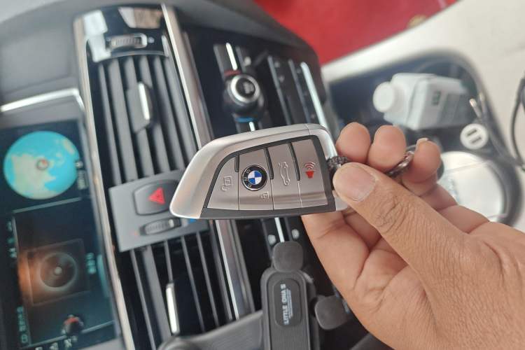 Used BMW X4  Vehicle Key
