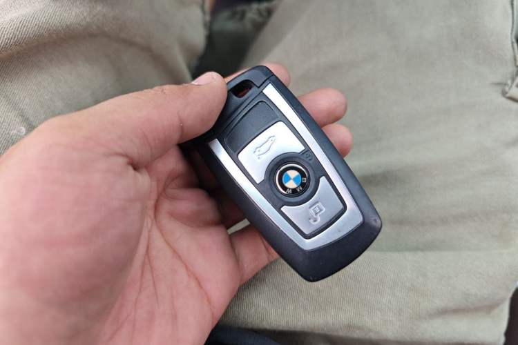 Used BMW X4  Vehicle Key