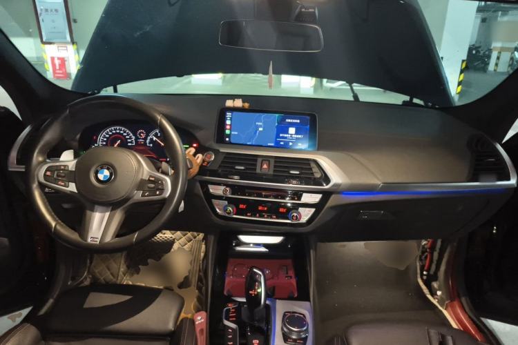 Used BMW X4 2019 xDrive25i M Sport Package Center Console