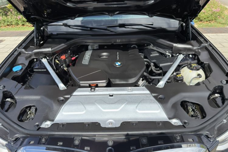 Used BMW X4 2019 xDrive30i M Sport Package Engine Bay