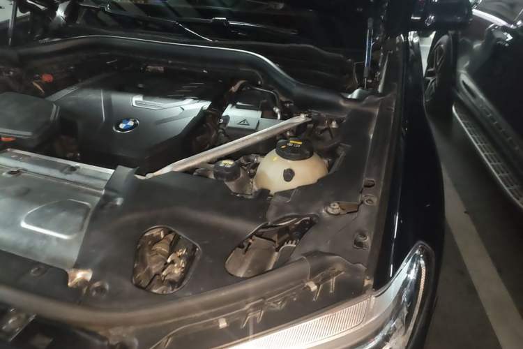 Used BMW X4 2019 xDrive30i M Sport Package Engine Bay Left