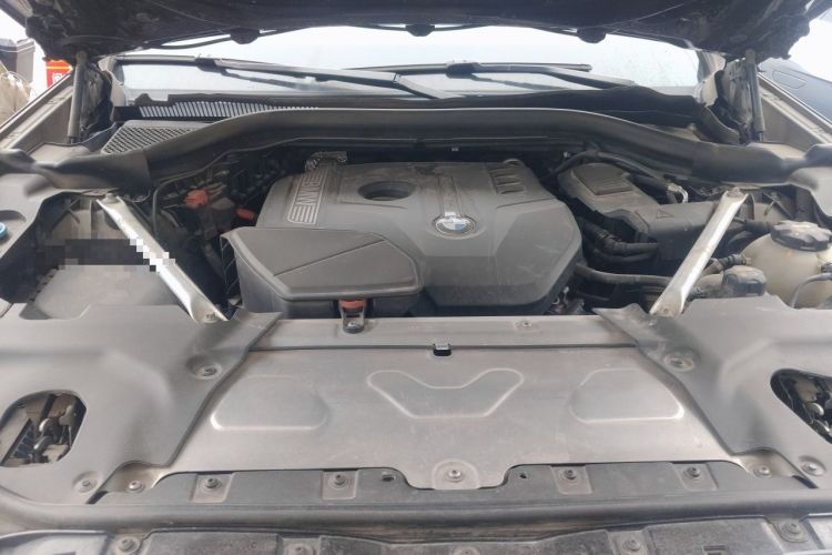 Used BMW X4 2019 xDrive25i M Sport Package Engine Bay