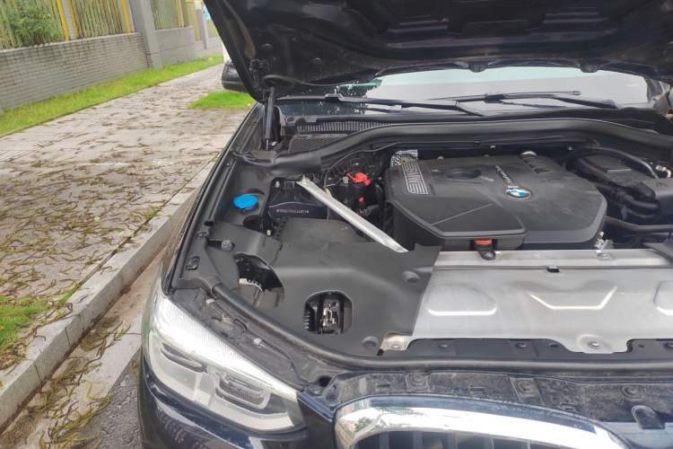 Used BMW X4 2019 xDrive25i M Sport Package Engine Bay Right