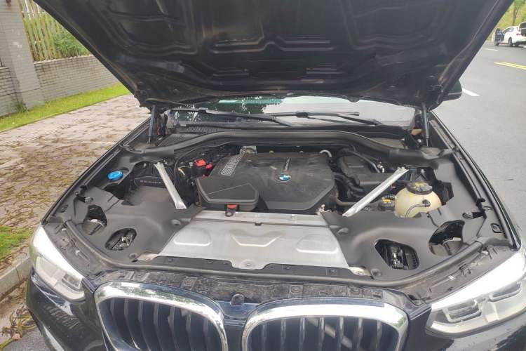 Used BMW X4 2019 xDrive25i M Sport Package Engine Bay