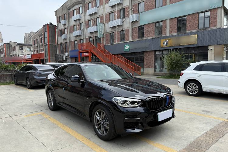 Used BMW X4 2019 xDrive25i M Sport Package Exterior 2