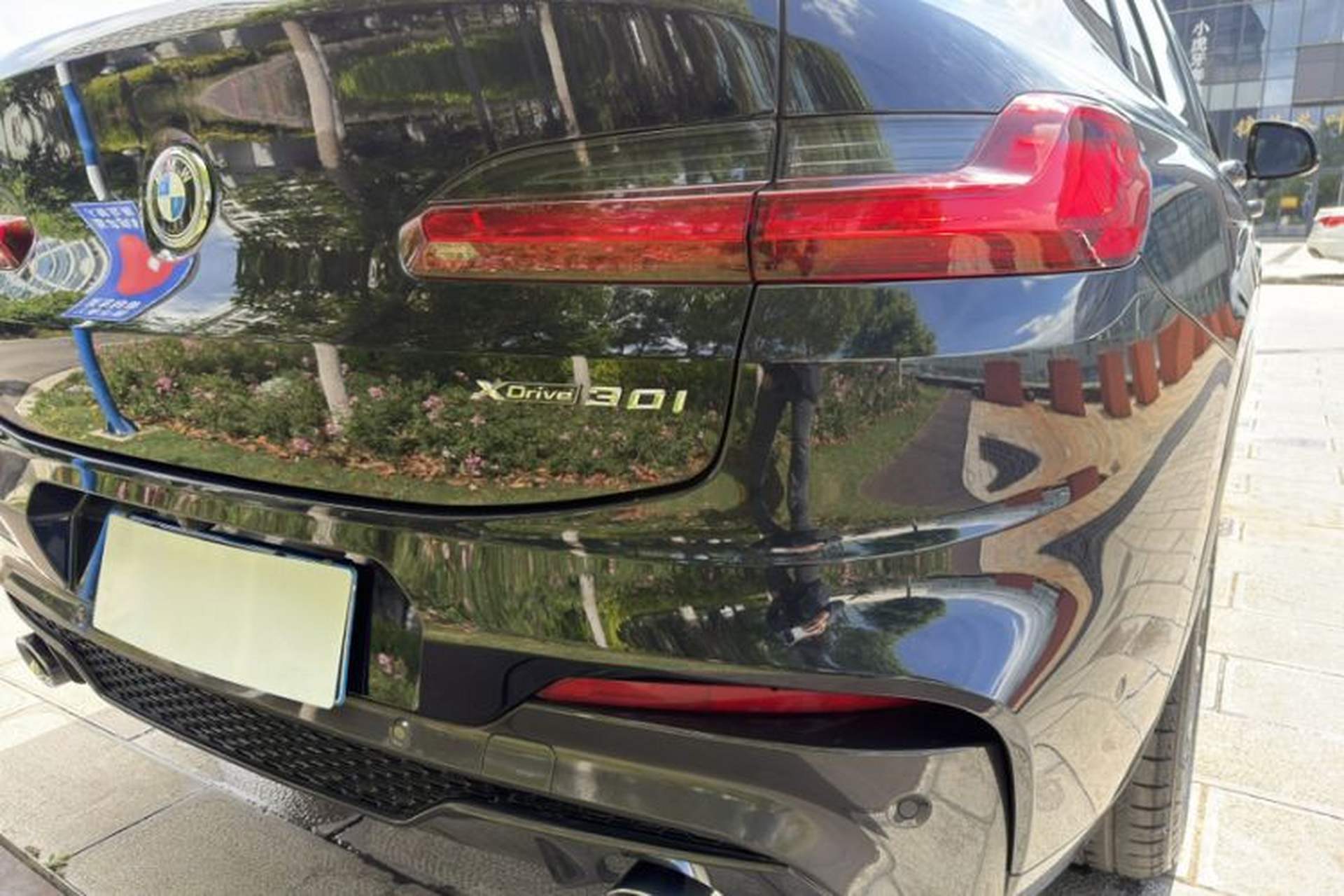 Used BMW X4 2019 xDrive30i M Sport Package Exterior 3