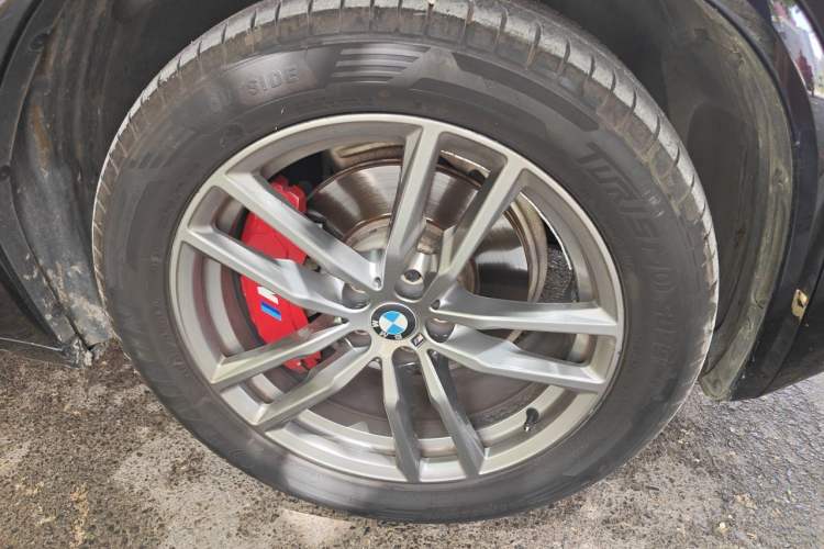 Used BMW X4 2019 xDrive25i M Sport Package Exterior 7