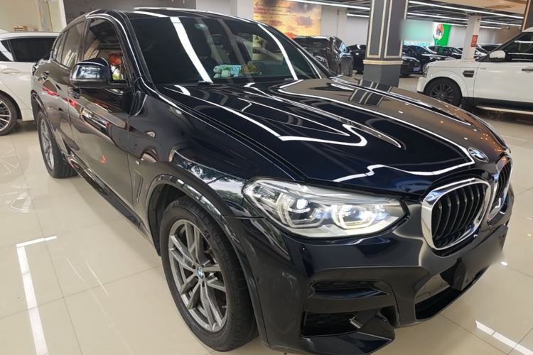 Used BMW X4 2019 xDrive25i M Sport Package Front Right 45 Deg