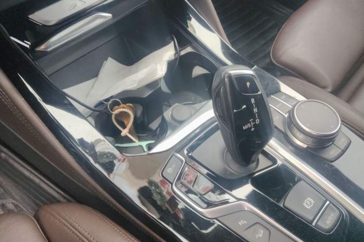 Used BMW X4 2019 xDrive25i M Sport Package Gear Lever