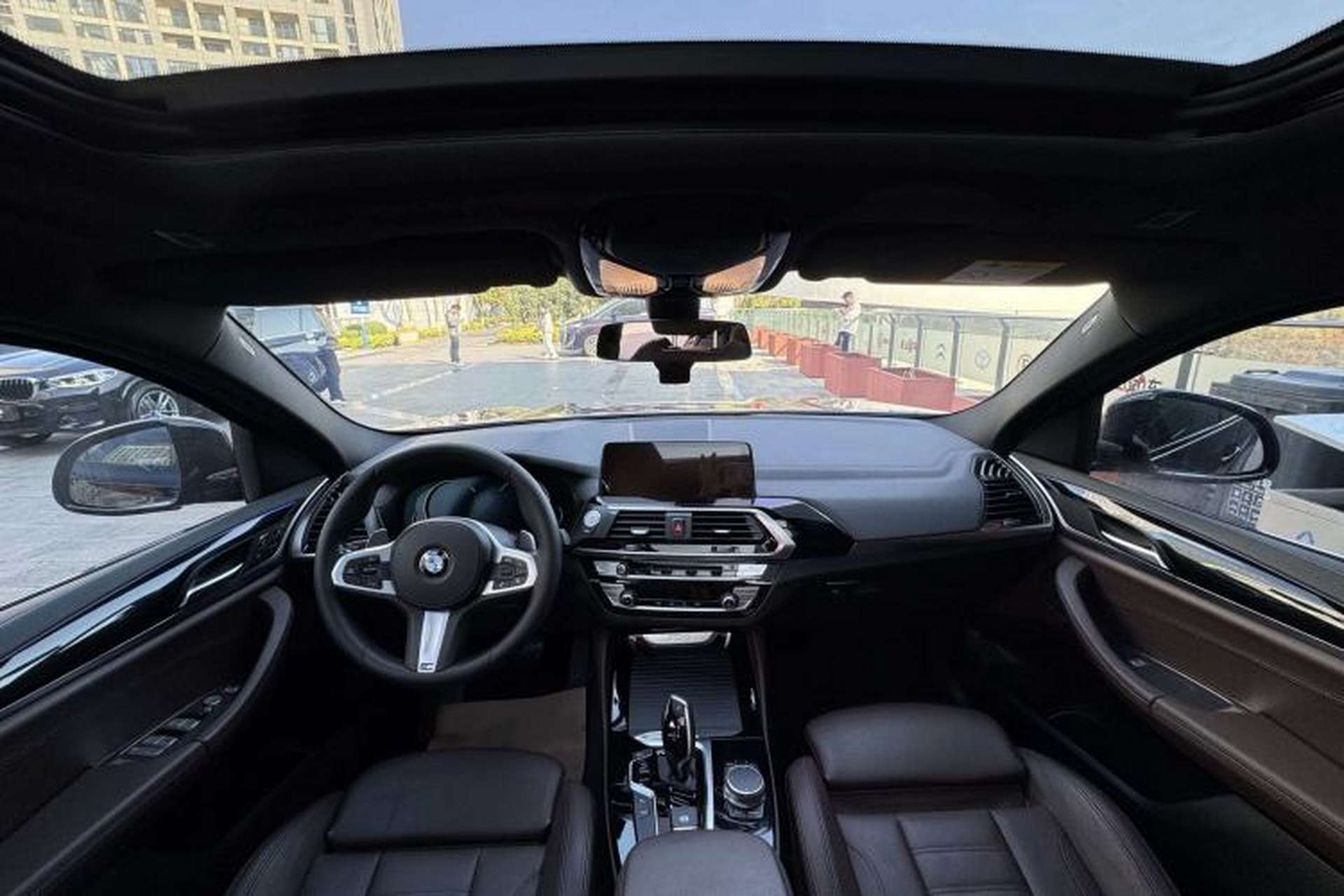 Used BMW X4 2019 xDrive25i M Sport Package Interior 2
