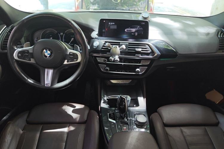 Used BMW X4 2019 xDrive25i M Sport Package Interior 2