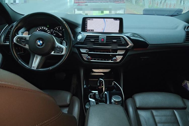 Used BMW X4 2019 xDrive25i M Sport Package Interior 2