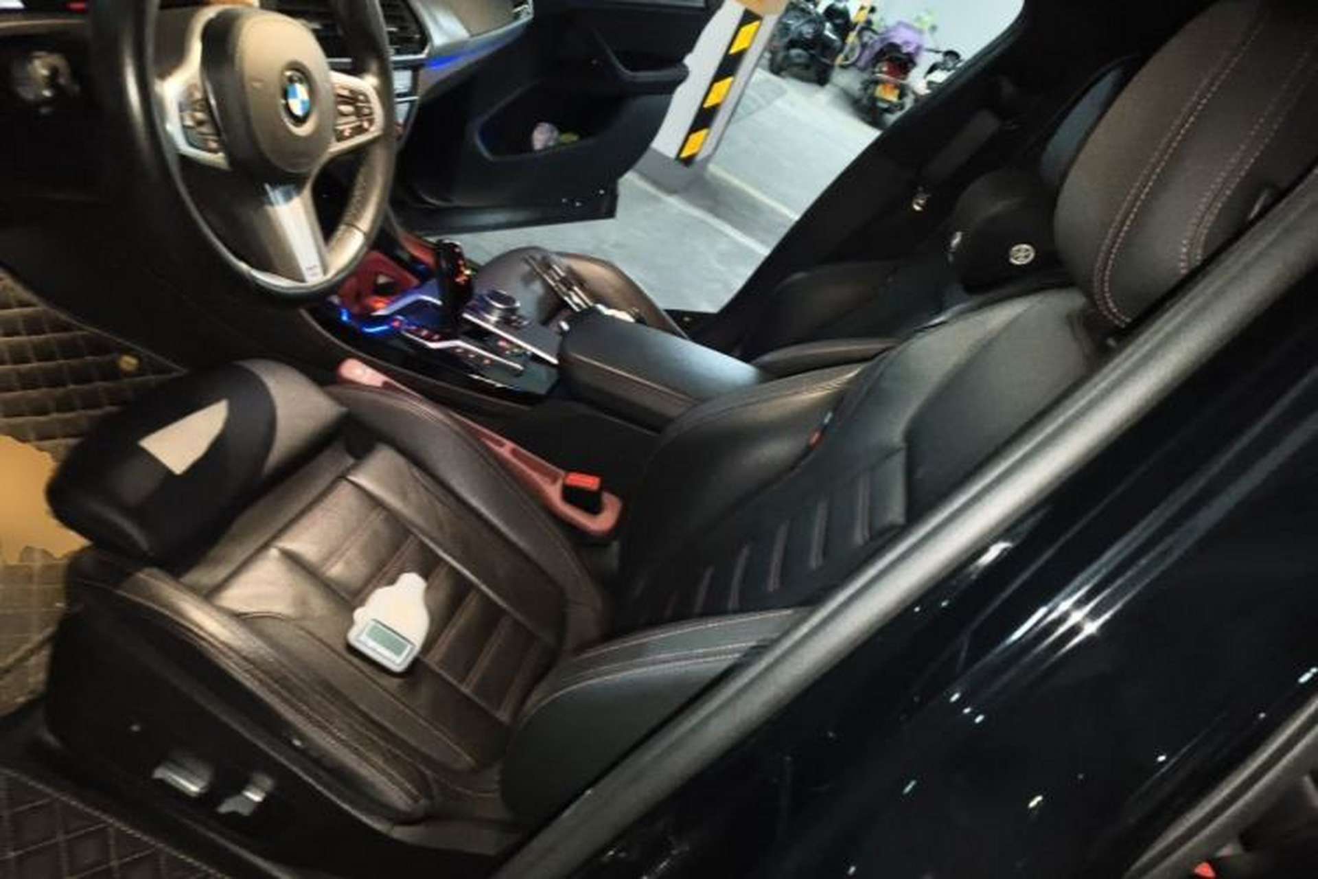 Used BMW X4 2019 xDrive25i M Sport Package Left Front Seat