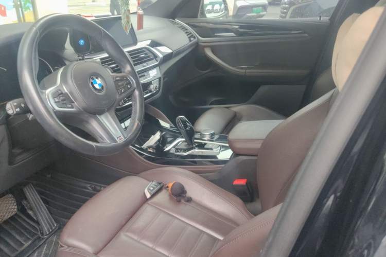 Used BMW X4 2019 xDrive25i M Sport Package Left Front Seat