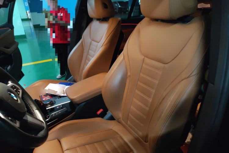 Used BMW X4 2019 xDrive25i M Sport Package Left Front Seat