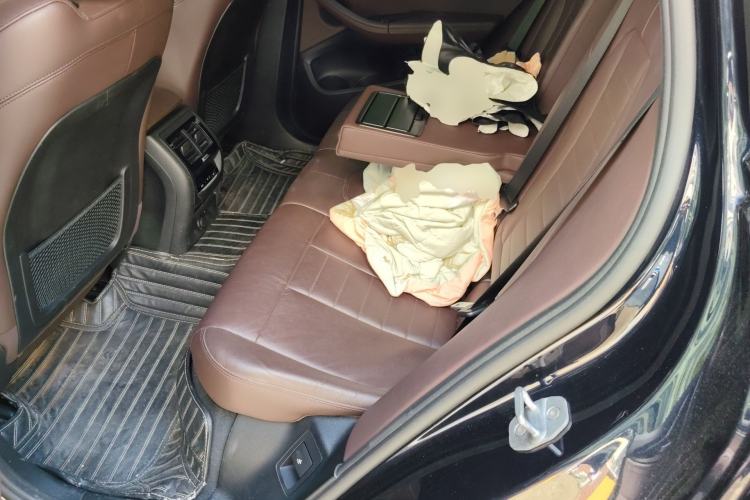 Used BMW X4 2019 xDrive25i M Sport Package Left Rear Seat