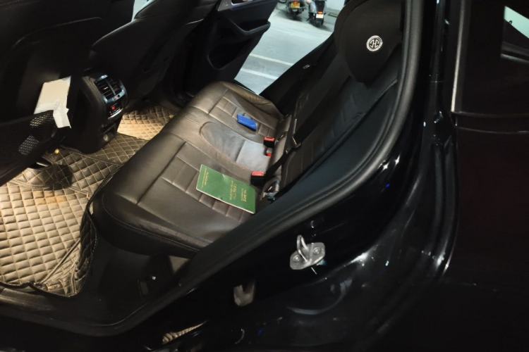Used BMW X4 2019 xDrive25i M Sport Package Left Rear Seat