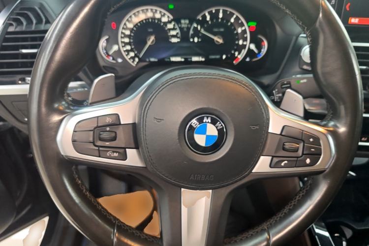 Used BMW X4 2019 xDrive25i M Sport Package Steering Wheel