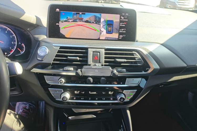 Used BMW X4 2019 xDrive25i M Sport Package Audio And AC Panel