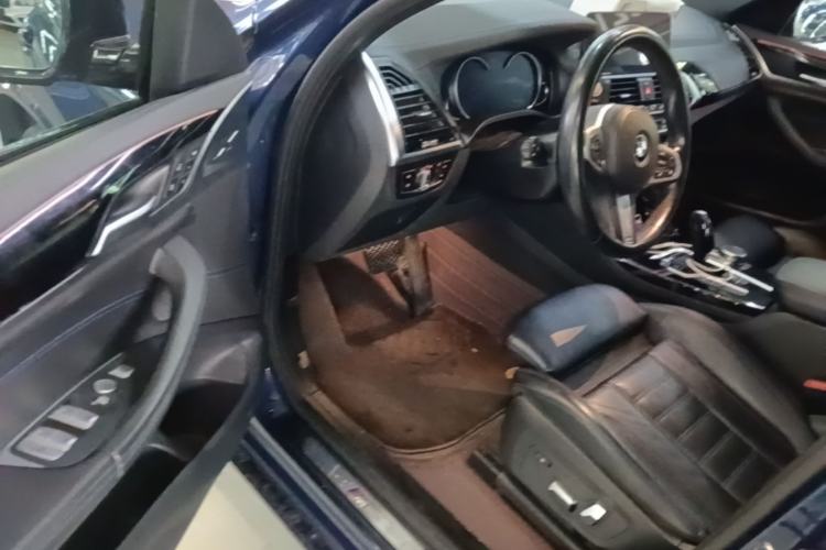 Used BMW X4 2019 xDrive25i M Sport Package Driver Seat