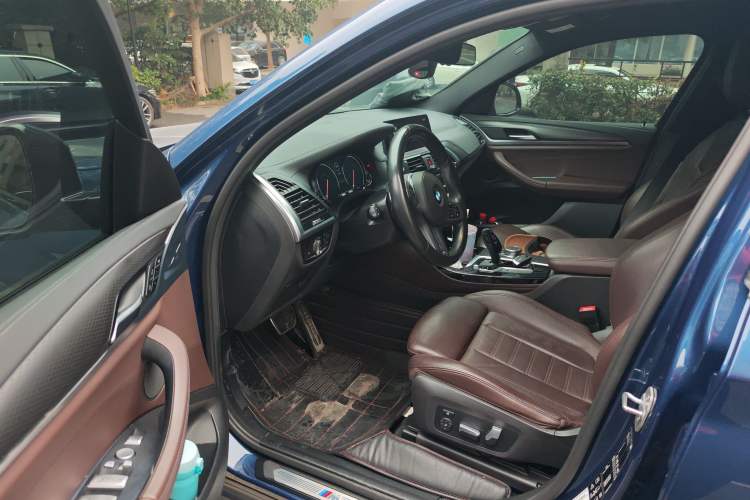 Used BMW X4 2019 xDrive25i M Sport Package Driver Seat