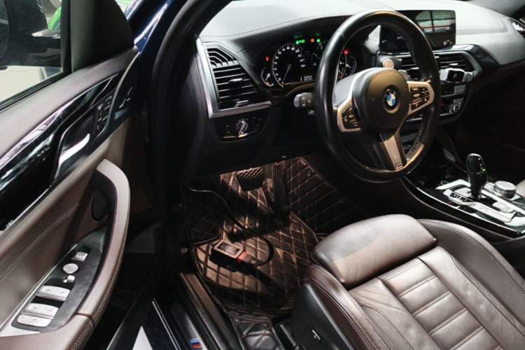 Used BMW X4 2019 xDrive25i M Sport Package Driver Seat