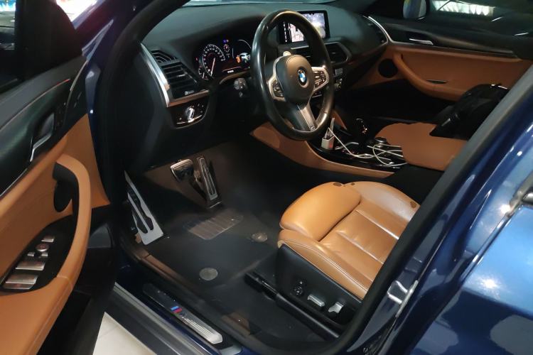 Used BMW X4 2019 xDrive25i M Sport Package Driver Seat