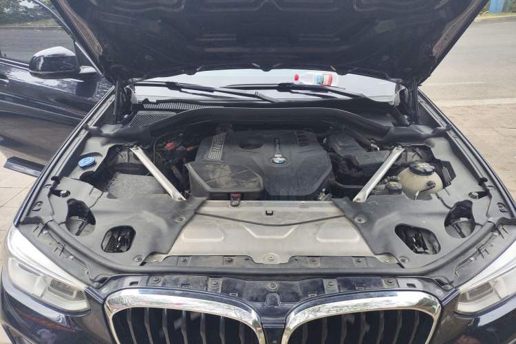 Used BMW X4 2019 xDrive30i M Sport Package Engine Bay