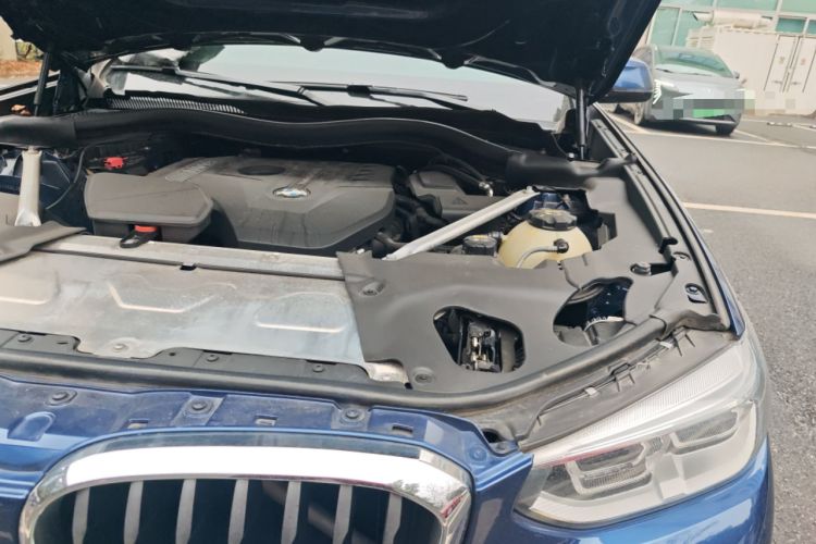 Used BMW X4 2019 xDrive25i M Sport Package Engine Bay Left