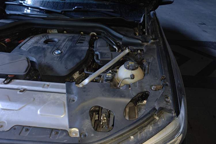 Used BMW X4 2019 xDrive25i M Sport Package Engine Bay Left