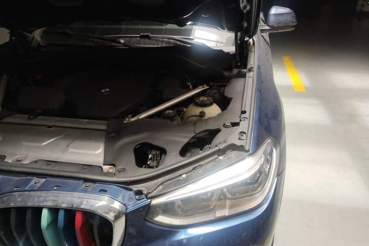 Used BMW X4 2019 xDrive30i M Sport Package Engine Bay Left