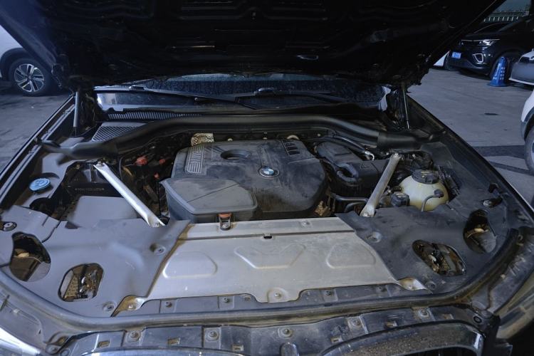 Used BMW X4 2019 xDrive25i M Sport Package Engine Bay