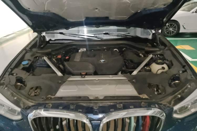 Used BMW X4 2019 xDrive30i M Sport Package Engine Bay