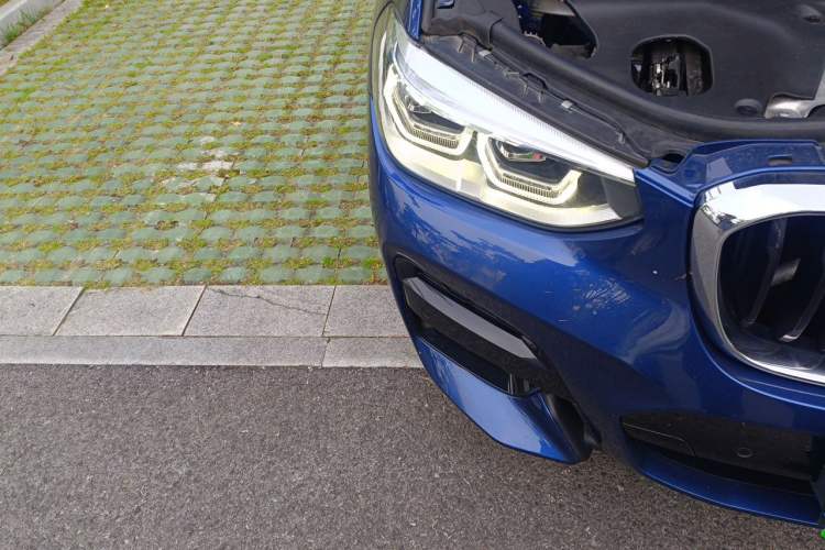 Used BMW X4 2019 xDrive25i M Sport Package Engine Bay Right
