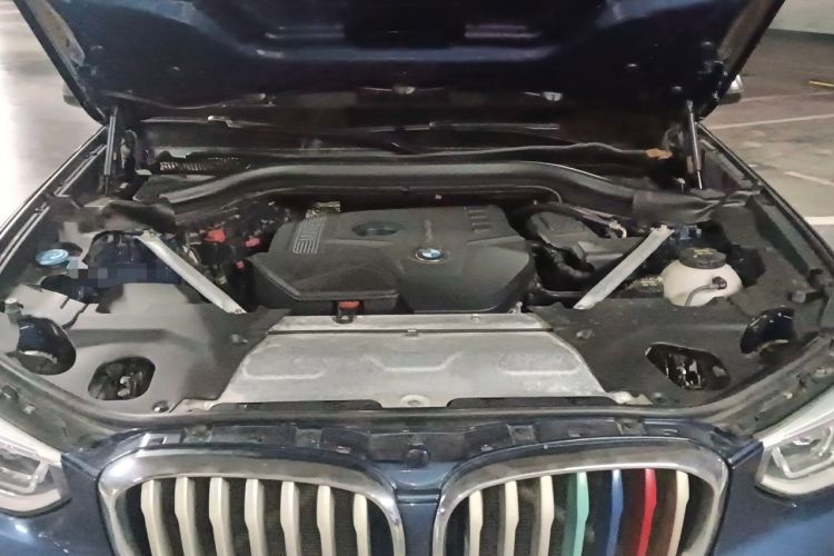 Used BMW X4 2019 xDrive25i M Sport Package Engine Bay
