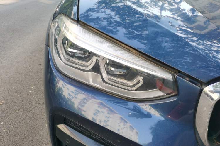 Used BMW X4 2019 xDrive25i M Sport Package Exterior 6