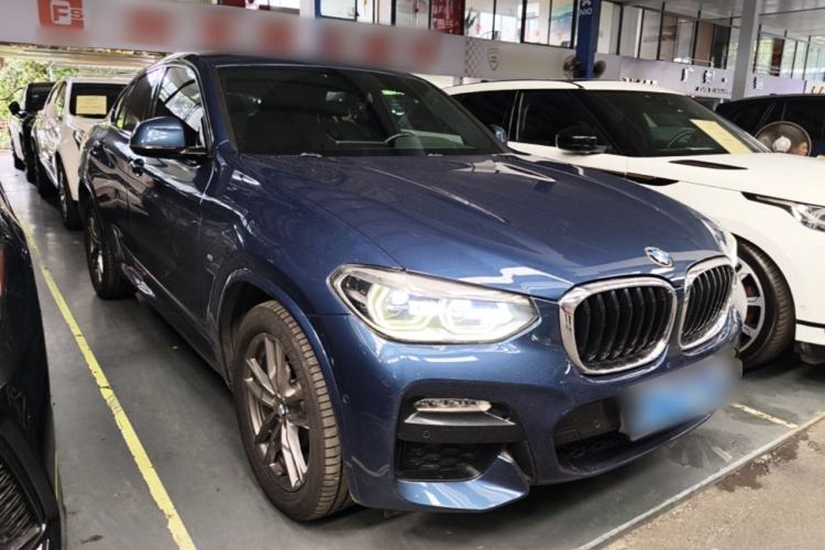Used BMW X4 2019 xDrive25i M Sport Package Front Right 45 Deg