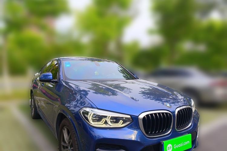 Used BMW X4 2019 xDrive25i M Sport Package Front Right 45 Deg