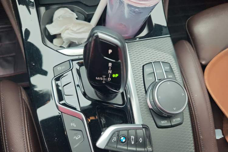 Used BMW X4 2019 xDrive25i M Sport Package Gear Lever