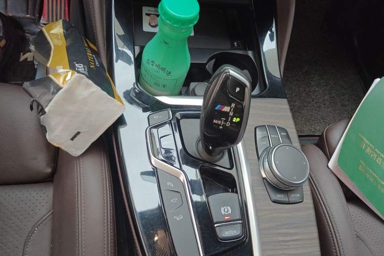 Used BMW X4 2019 xDrive25i M Sport Package Gear Lever