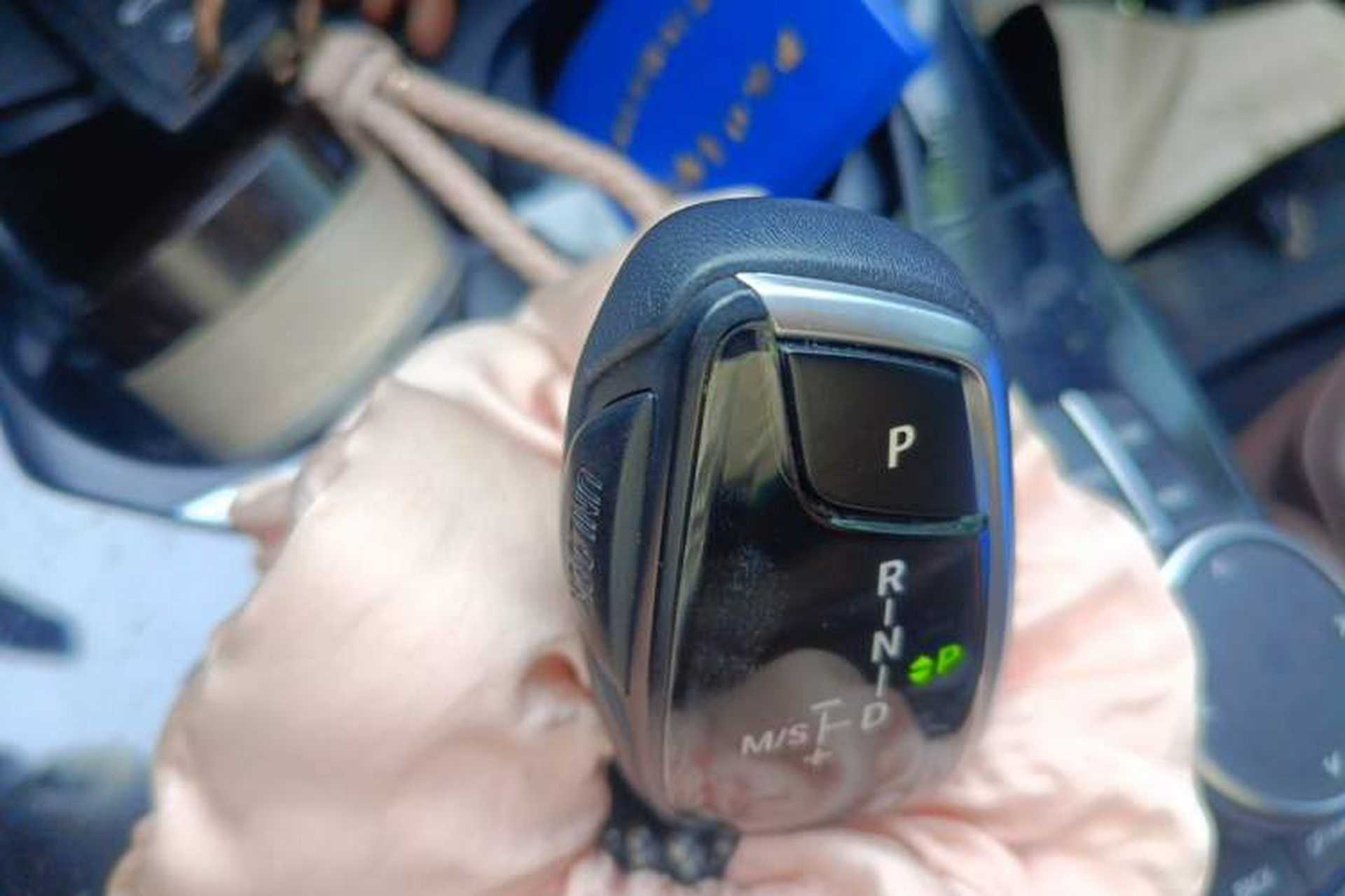 Used BMW X4 2019 xDrive25i M Sport Package Gear Lever