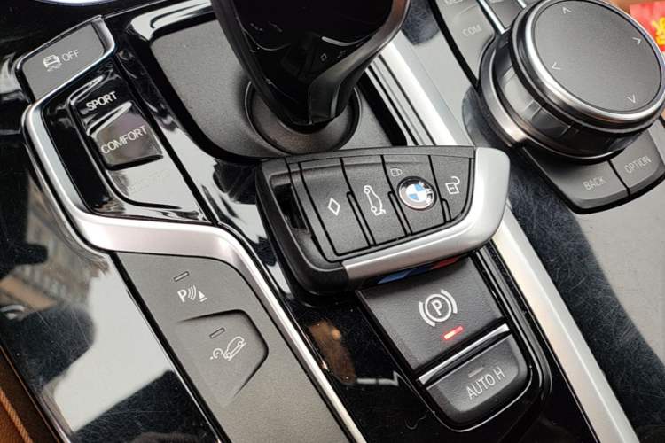 Used BMW X4 2019 xDrive25i M Sport Package Interior 1